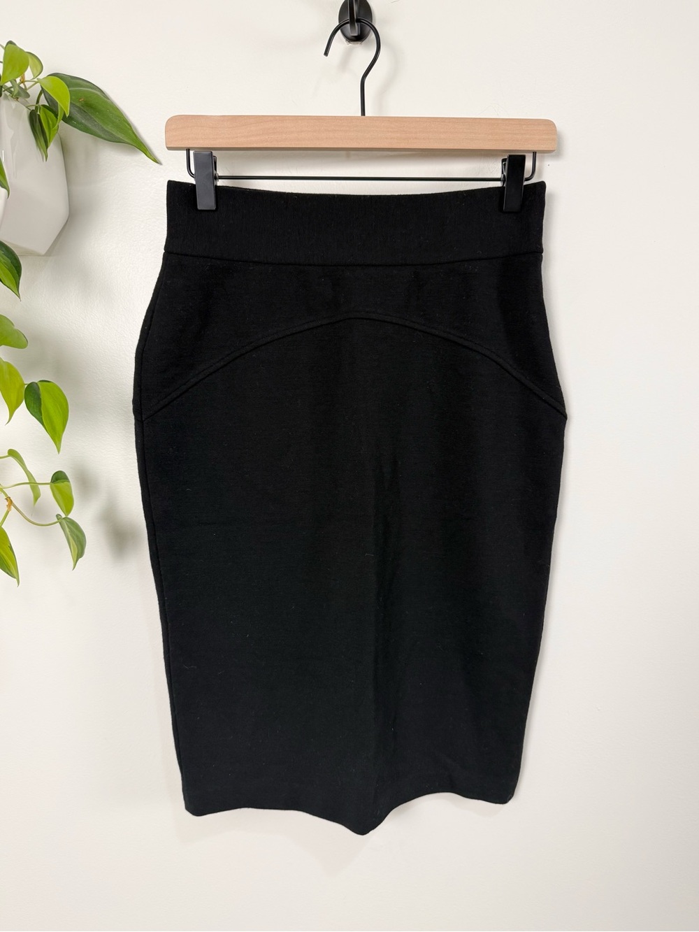 Diane Von Furstenberg Black Wool Blend Pencil Skirt 10 Quiet Luxury Minimalist